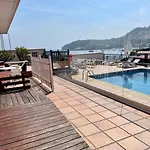 アパート Sinas Playa ラショ